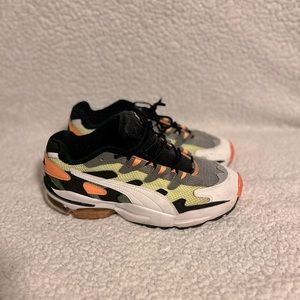*USED**Puma cells size 9 great shoe condition 7/10